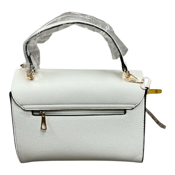 Boutique - NWT - Chic White and Pink Crossbody Bag with Adjustable Guitar Strap - Picture 2 of 7